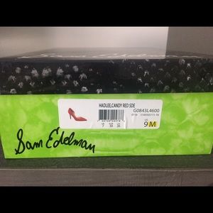 Women’s Sam Edlemen Pumps